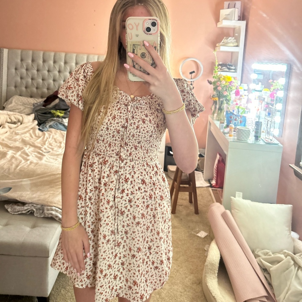 Francesca‘s floral dress